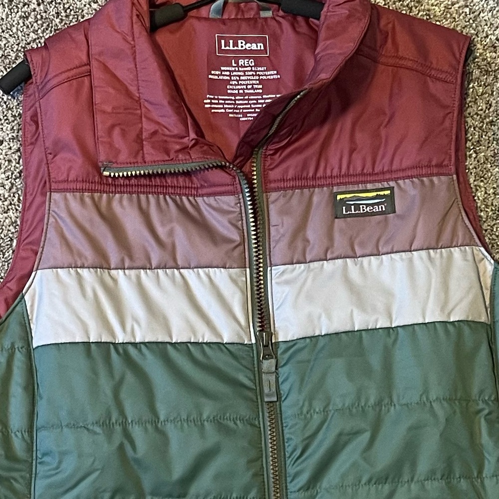 L.L. Bean Mountain Classic Puffer Vest Colorblock Women's - Picture 3 of 6